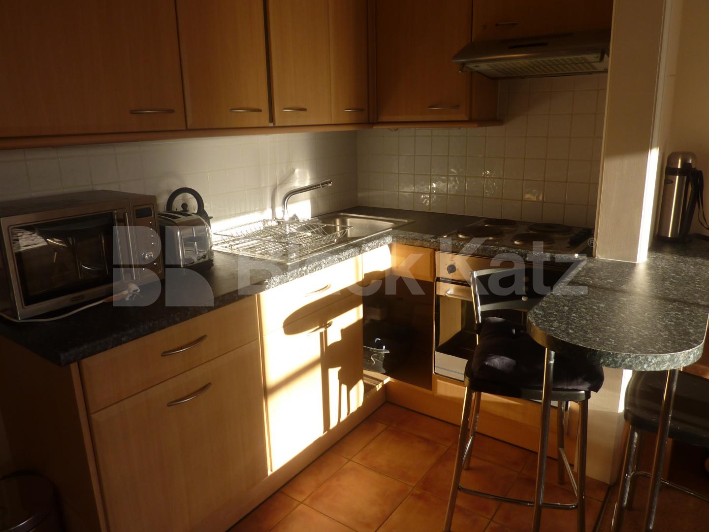 			NEW INSTRUCTION, Studio Apartment, 1 bath, 1 reception Studio			 Belgrave Gardens, ST JOHNS WOOD 